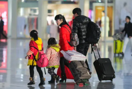 女人离婚第一年过年春节是不是不能去娘家