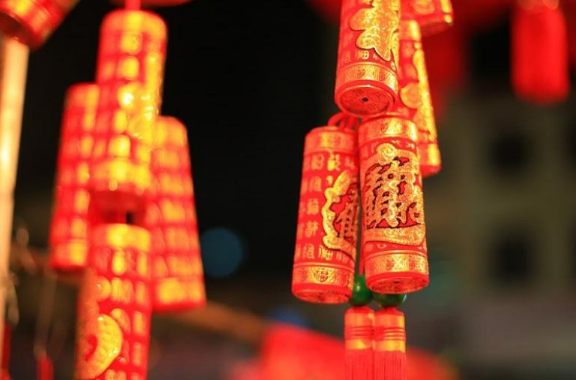 就地过年补贴是公司发的还是政府发的