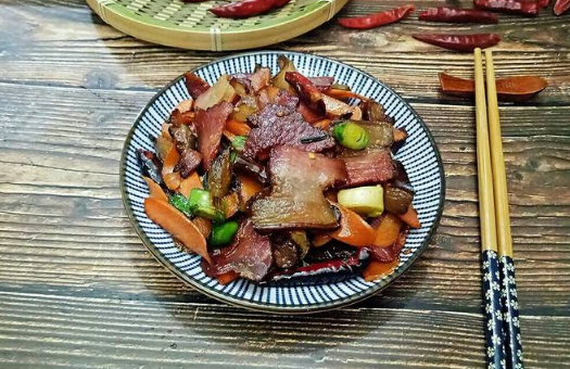 腊肉切不动要煮一下吗