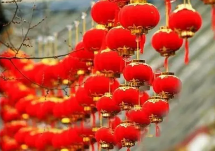 2022年正月初十可以出行吗