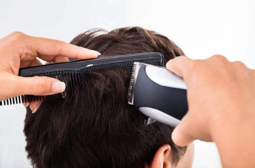 过年小孩能剪头发吗