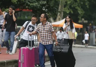 2022年大学生春季开学时间会变吗