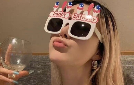 女生不删你微信也不回你微信啥意思