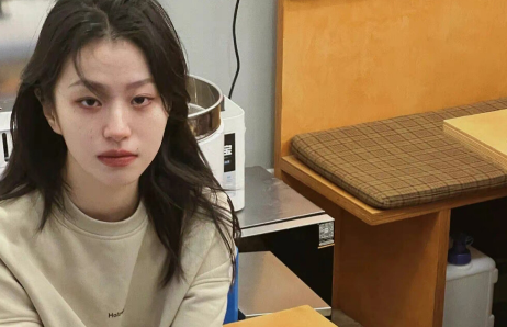 女生不删你微信也不回你微信啥意思