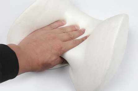 记忆枕芯可以直接洗吗