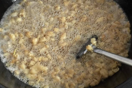 怎样熬出来的猪油比较白