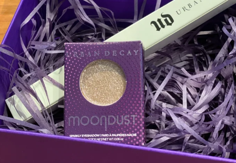 衰败城市牛郎眼影多少钱