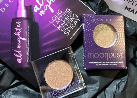 衰败城市牛郎眼影断货抢不到