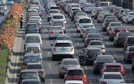 2022五一期间北京限早晚高峰吗