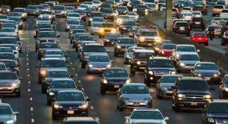 2022五一期间北京限早晚高峰吗