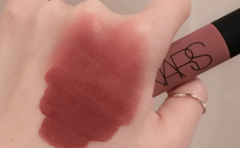 NARS空气唇霜684什么颜色