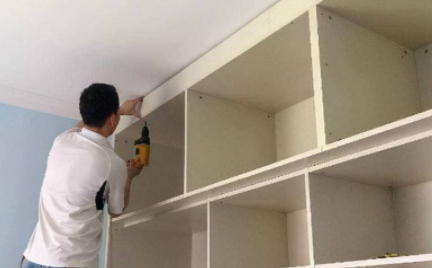 刮腻子粉多久可以装柜子