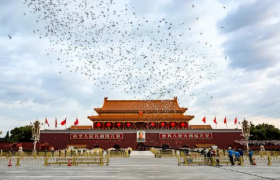 2022五一去北京看升旗的人多吗