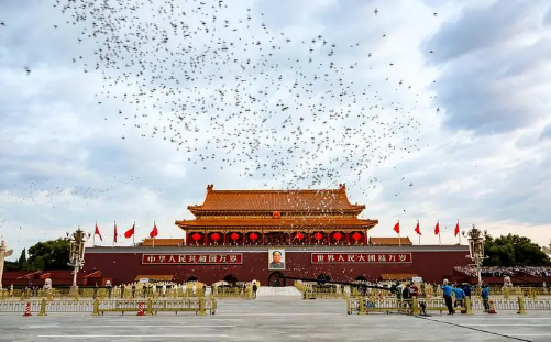 2022五一去北京看升旗的人多吗