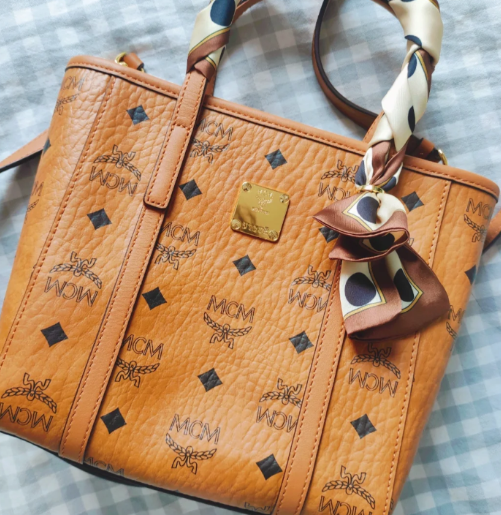 mcm菜篮子包内衬什么样子
