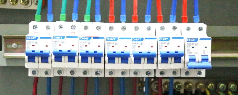 电闸每月按一次什么意思 电闸每月按一次什么意思