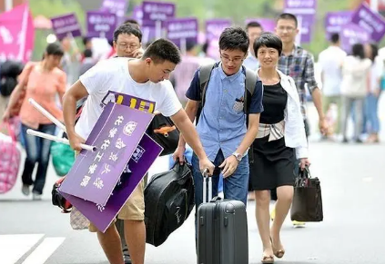 2022高三考单招可以不上学吗