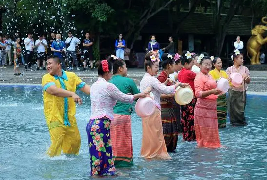 2022西双版纳泼水节是几月几号