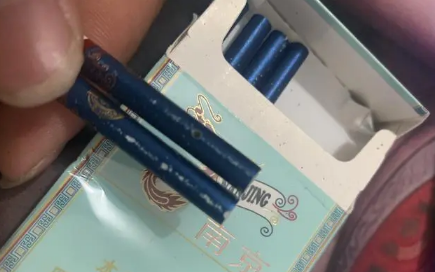 南京炫赫门烟味重吗