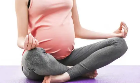 怀孕不到3个月肚子显大是怎么回事