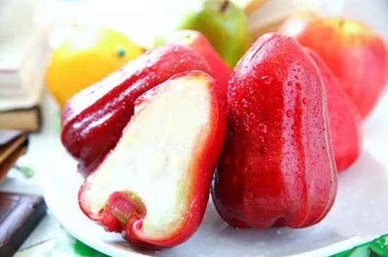 莲雾榨汁要削皮吗