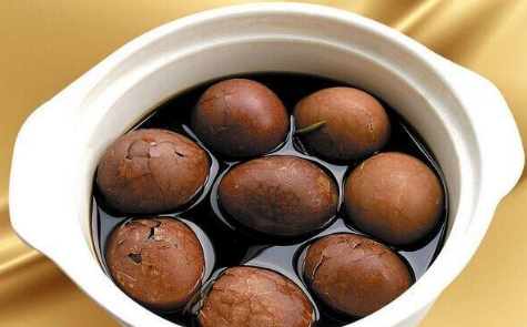 2022端午煮鸡蛋必须要在粽子锅煮吗