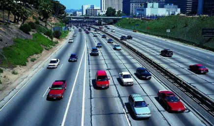 2022年五一放假驾校可以考试吗