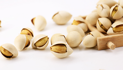 白果生吃和熟吃哪个功效大