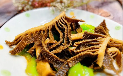 牛百叶有一层黑膜要洗掉吗