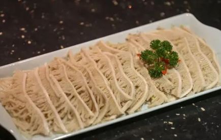 牛百叶直接用热水烫了可以吃吗