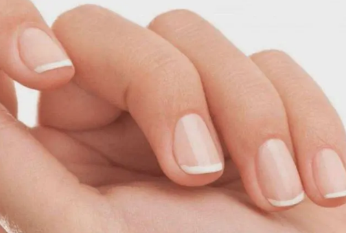 指甲有竖纹是身体的什么信号