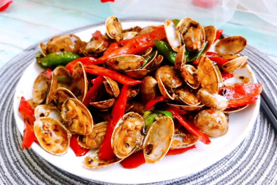 花甲里面白色的是什么东西