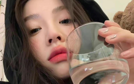 暗恋的女生要去相亲该直接表白吗