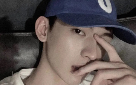 越不联系你的男人其实越爱你正确吗