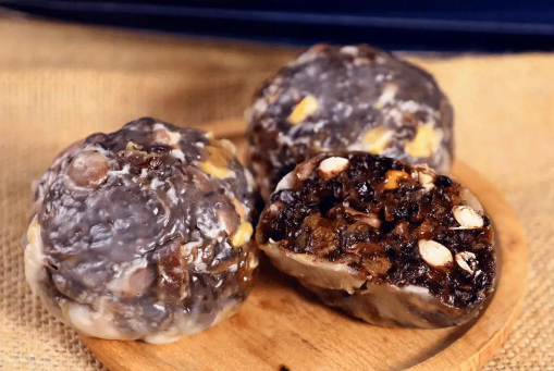 粘豆包发酸是正常的吗