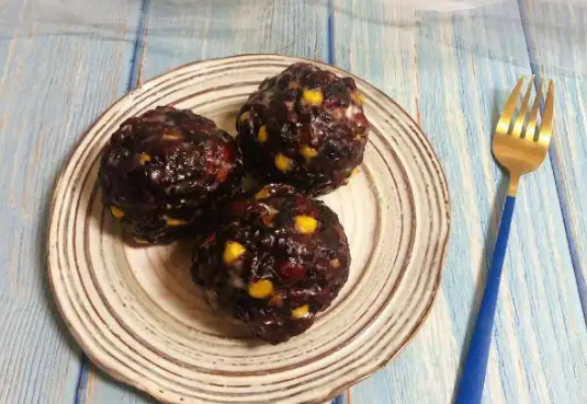 粘豆包发酸是正常的吗