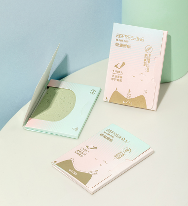 脸上出油是用吸油纸还是散粉