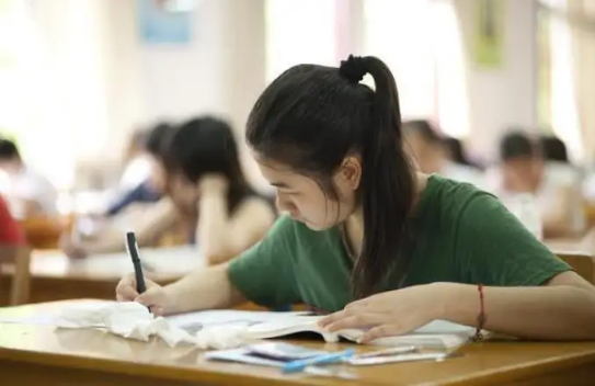 2022湖北专升本考试推迟了吗