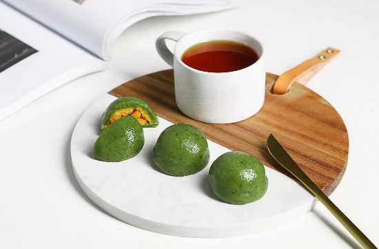 粘豆包是不是青团