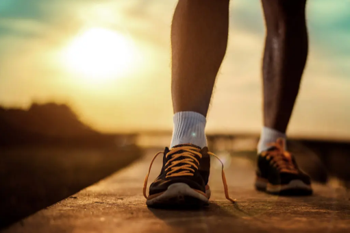 男人腿毛少是肾虚吗