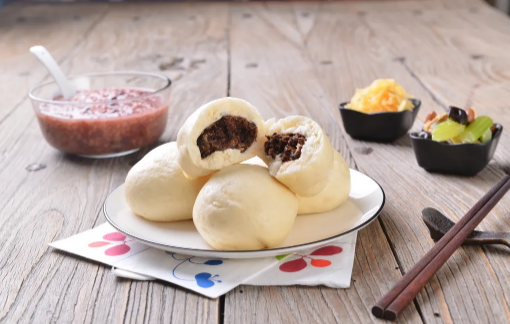 粘豆包和豆沙包一样吗