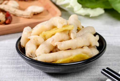 做泡椒凤爪可以放在不锈钢盆里吗