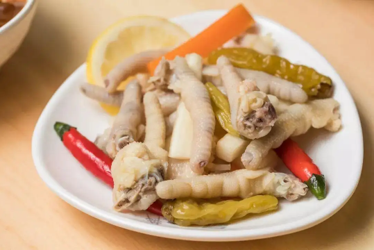 泡椒凤爪可以用干辣椒吗