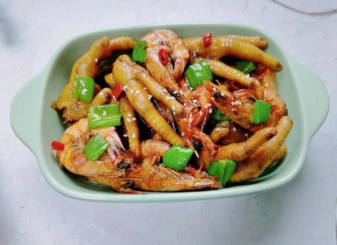 泡椒凤爪可以用干辣椒吗