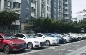 小区车位管理费属于物业费吗