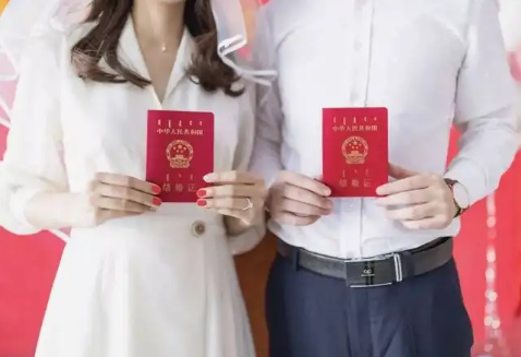 2022年中秋节民政局上班吗