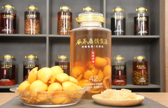 枇杷泡酒可以带核一起泡吗