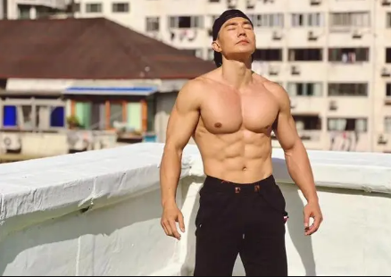 刘畊宏不直播的时候要加练吗