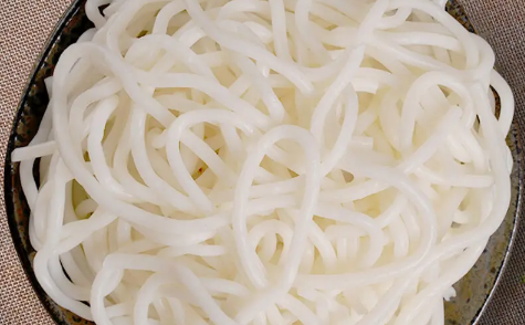 湿米粉发霉了还能吃吗