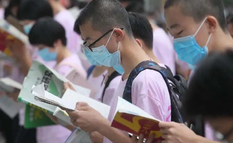 2022中考的时候高中生放假吗